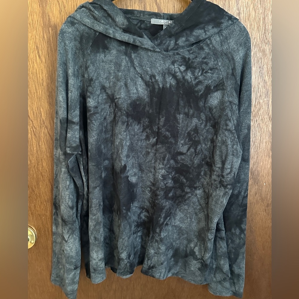 Coin 1804 Los Angeles Tie Dye hoodie top